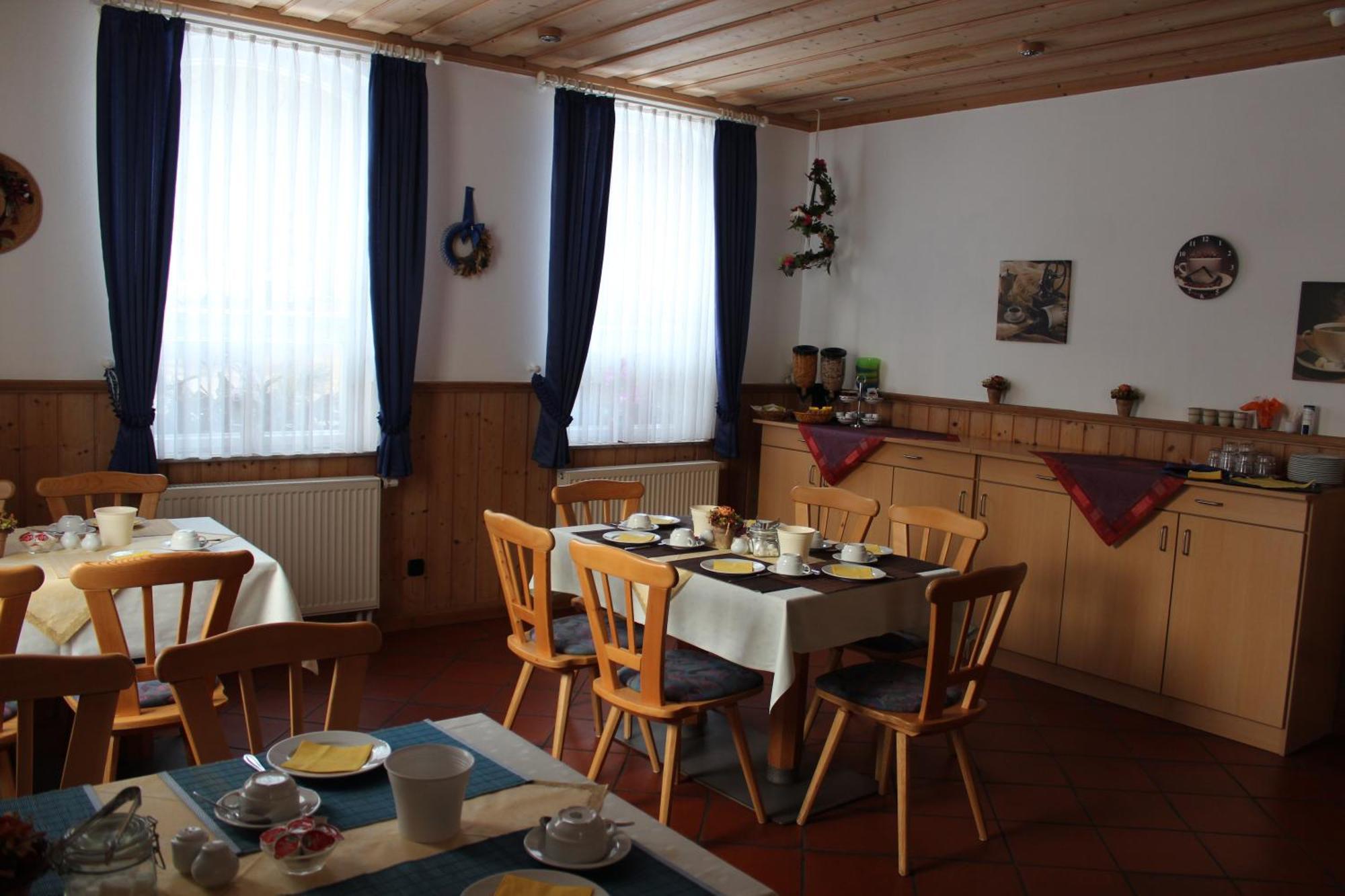 Hotel Waldhaus Romhild Экстерьер фото